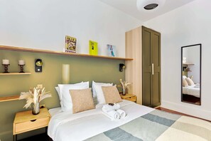 3 bedrooms, iron/ironing board, travel crib, free WiFi