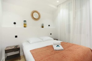 1 dormitorio, tabla de planchar con plancha, wifi gratis y ropa de cama