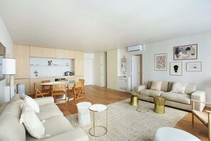 Smart TV, offices