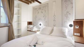 1 bedroom, iron/ironing board, travel crib, free WiFi