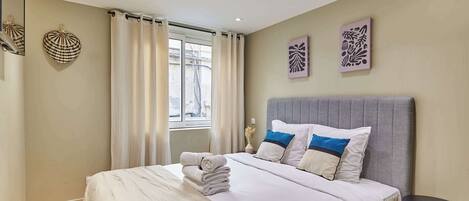 2 quartos, ferros/tábuas de passar roupa, Wi-Fi de cortesia