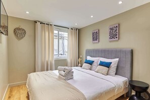 2 chambres, fer et planche à repasser, accès au Wi-Fi (inclus)