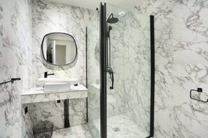 Unclassified image, 4 of 16, button