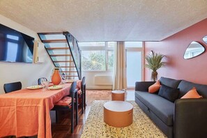 Imagen sin descripción, 4 de 17, botón