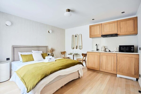 Imagen sin descripción, 1 de 11, botón