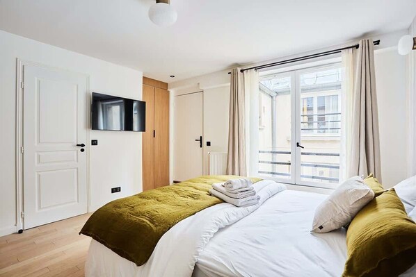 1 bedroom, iron/ironing board, free WiFi, bed sheets - Chic Studio AC - Center of Paris-Bourse (Paris)