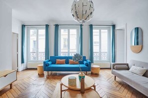 TV connectée, espaces bureaux