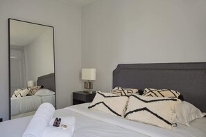 Iron/ironing board, travel crib, free WiFi, bed sheets