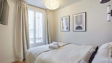 1 bedroom, iron/ironing board, free WiFi, bed sheets