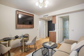 Smart TV - New apartment Center of Paris/Le Marais (Paris)