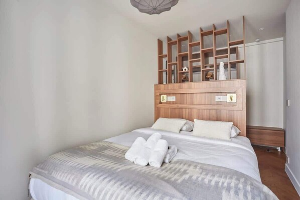 1 bedroom, free WiFi, bed sheets