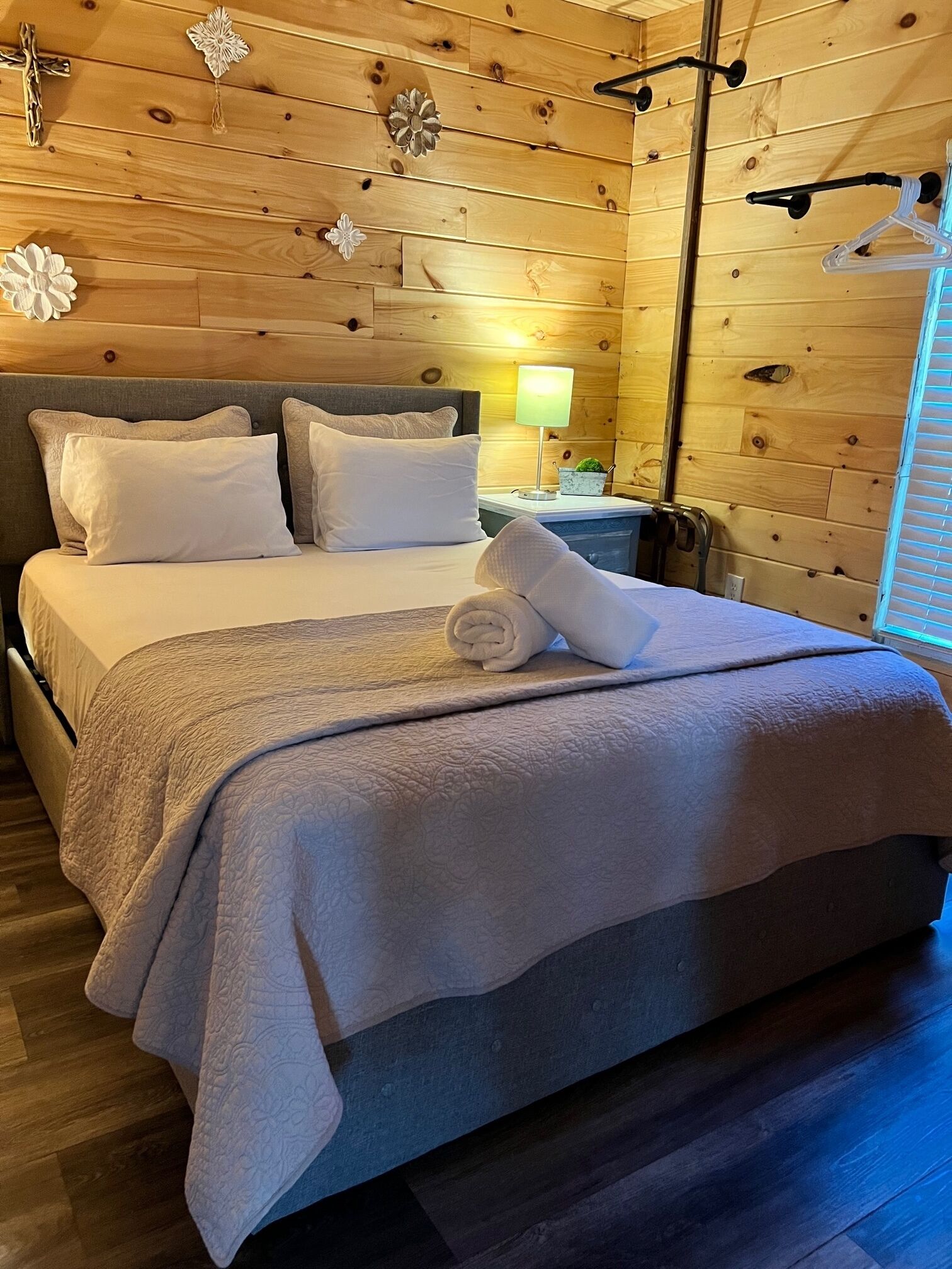 1 chambre, bureau, Wi-Fi gratuit, draps fournis