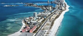 Beach hideaway @ Pensacola Beach