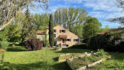 Auberge de jeunesse HI Millau La Maladrerie