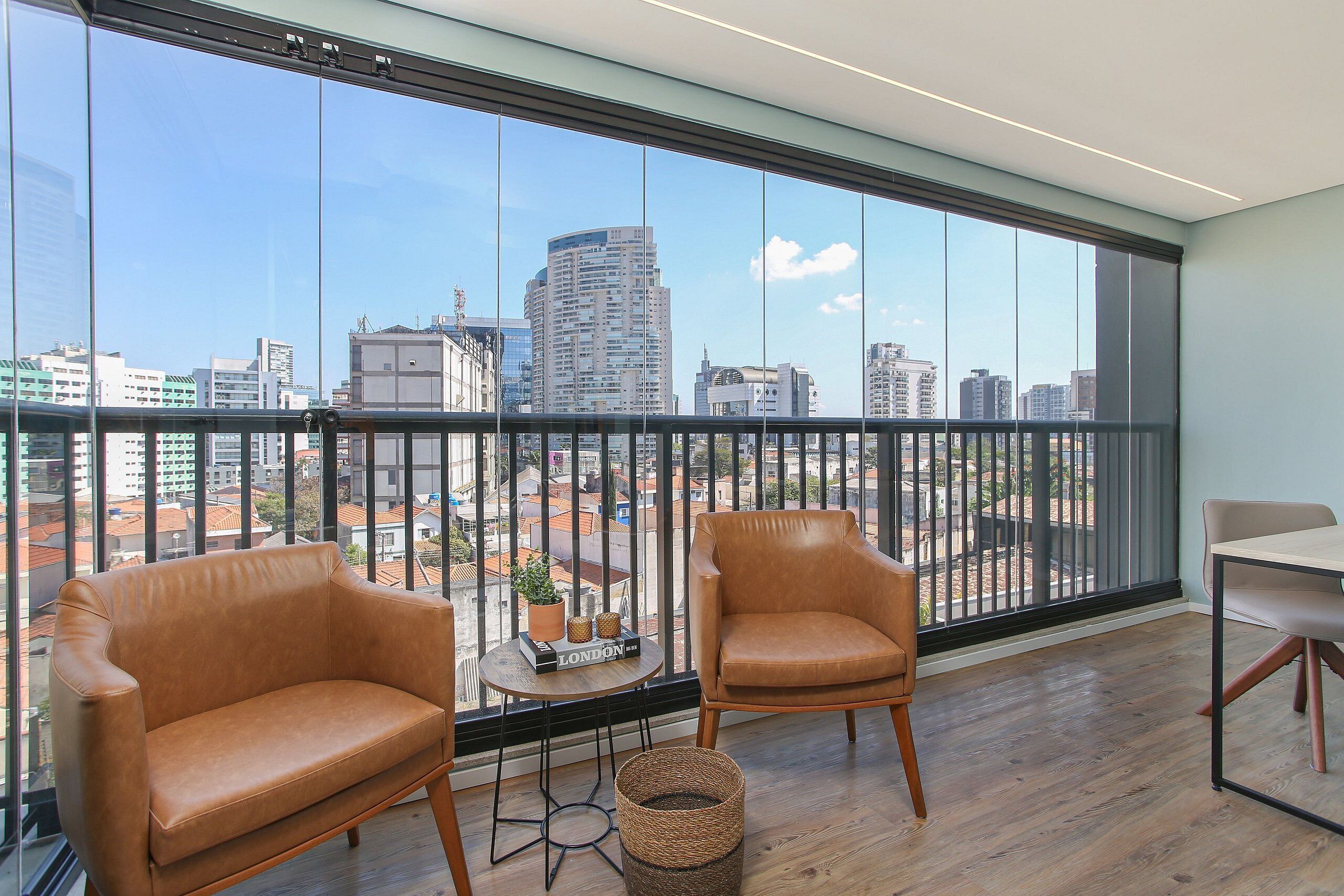 คลาสสิกอพาร์ทเมนท์ | ภายใน