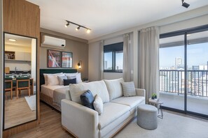 Basic Apartment | Living area - Expand Pinheiros (São Paulo)