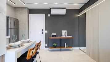 Basic Apartment | Interior