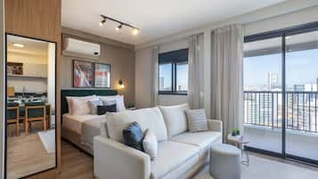 Basic Apartment | Living area