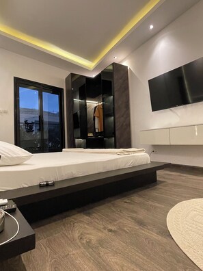 1 chambre, bureau, fer et planche à repasser, Wi-Fi gratuit