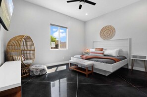 4 Schlafzimmer, Bügeleisen/Bügelbrett, kostenloses WLAN, Bettwäsche