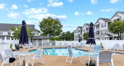 Bright and Airy Coastal Retreat 3rd Floor Condo