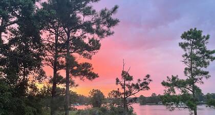 A fisherman's dream destination & getaway at a Peaceful Family Friendly Marina