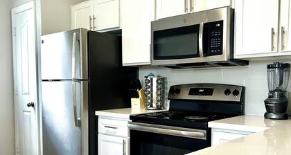 Functional & Comfortable living apartment in the heart of Sugar Land