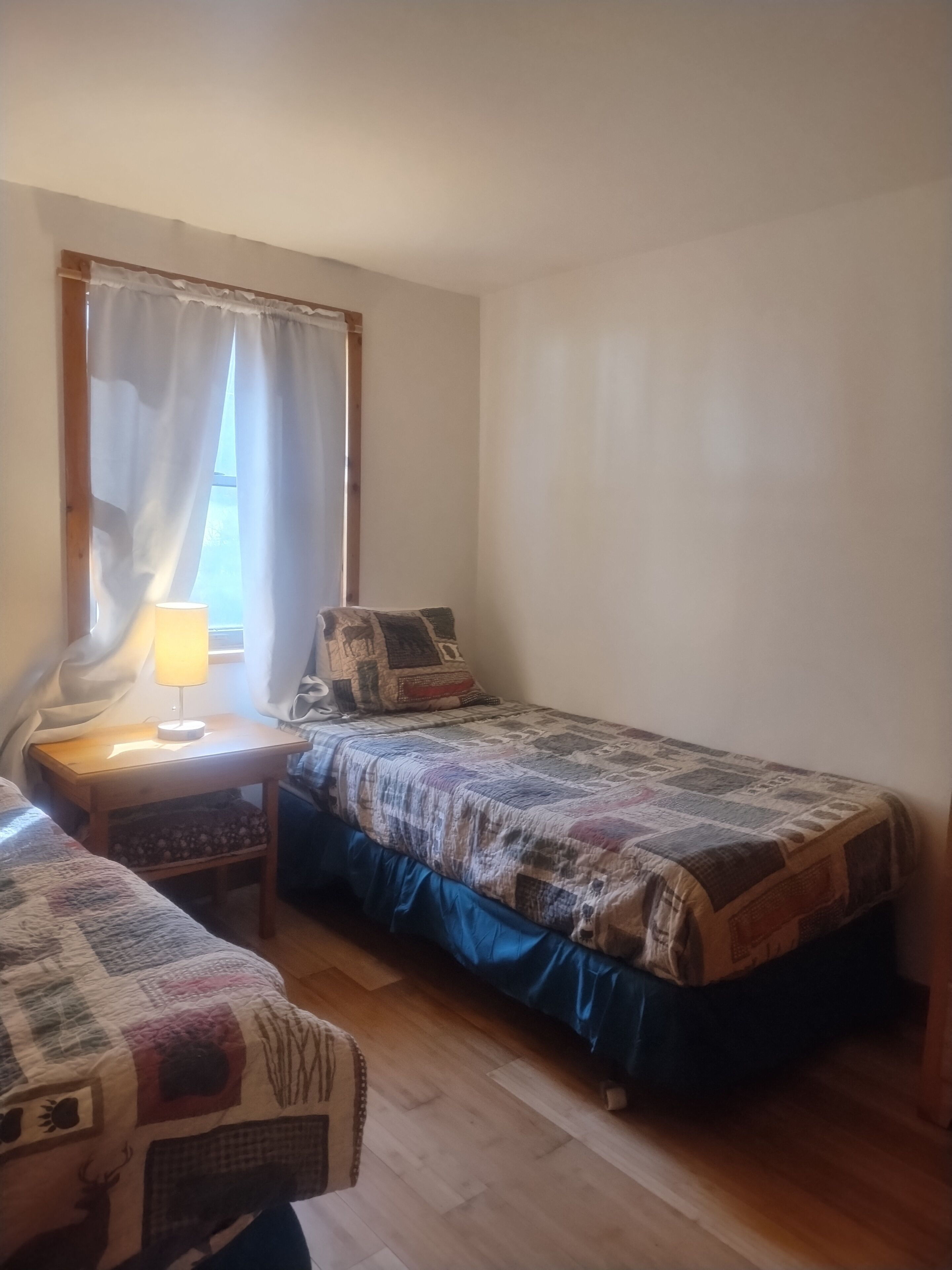 2 soverom, internettilgang og sengetøy