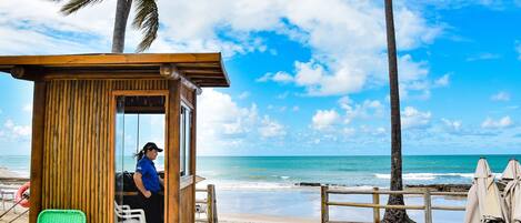 Appartamento | Spiaggia | Sulla spiaggia, sabbia bianca, ombrelloni