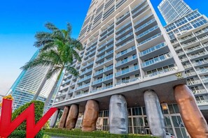 Exterior - Waterfront Luxury Apartment 2Bedrooms IconBrickell (Miami)