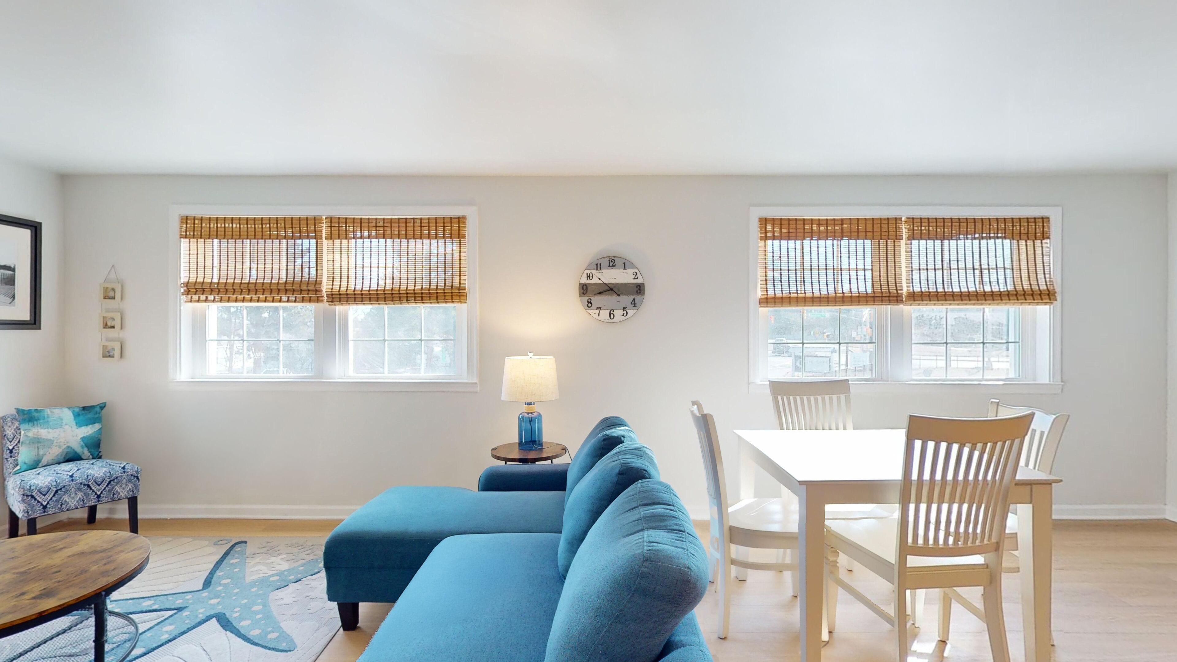  Two Bedroom Two Bathroom Family Suite | 客廳 | LCD 電視