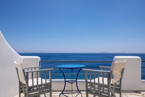 Exterior - Aegean Whispers Sea Front Villa in Tinos (Tinos)