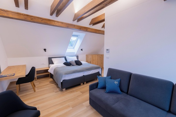 1 bedroom, minibar, desk, laptop workspace