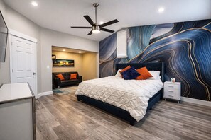 4 makuuhuonetta, silitysrauta/-lauta, Wi-Fi, vuodevaatteet