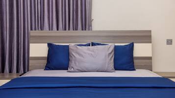 3 室のベッドルーム、アイロン / アイロン台、WiFi、ベッドシーツ