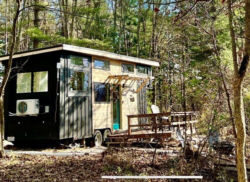 Juniper Tiny House by The Lake
