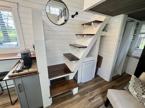 The Trillium Tiny House by the Lake