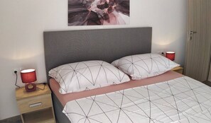 2 chambres, Wi-Fi gratuit, draps fournis