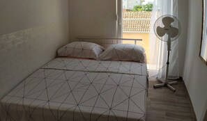 2 bedrooms, free WiFi, bed sheets, wheelchair access