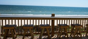 NEW Beach Front Home Away From Crowds- Seaside Sanctuary!