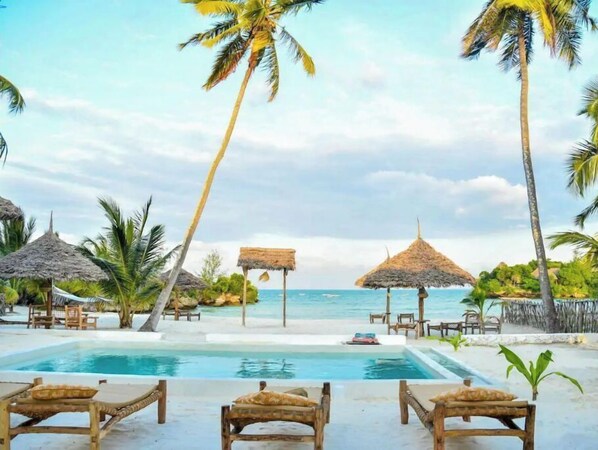 Pool -  Honeymoon Room - Coral 2 Unit #2
 (București)