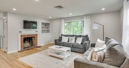 Middletown Vacation Rental: 2 Mi to Beach!