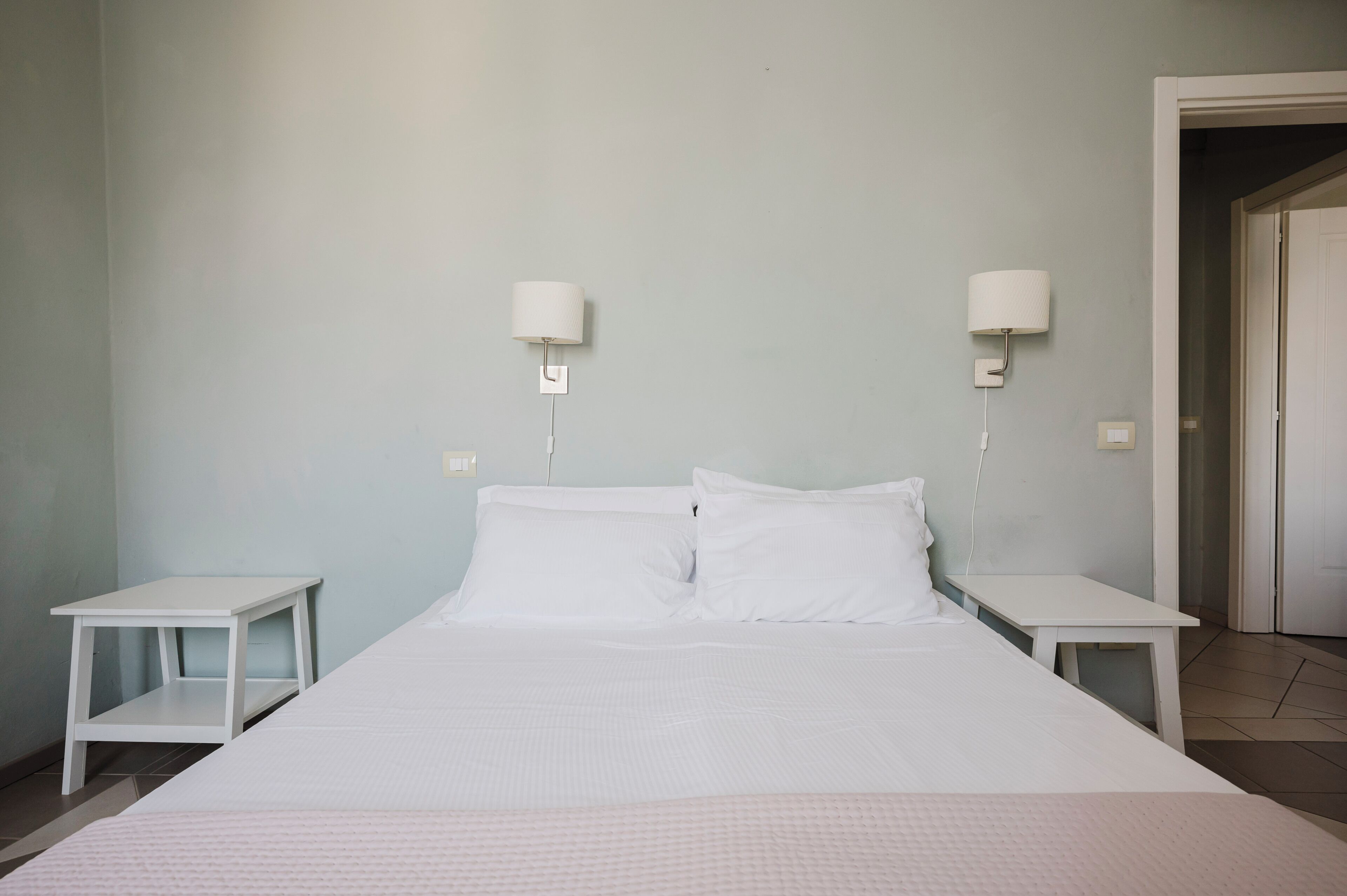 3 slaapkamers, een strijkplank/strijkijzer, gratis wifi, beddengoed