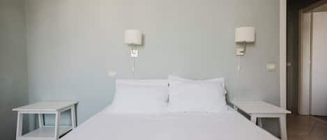 3 habitaciones, tabla de planchar con plancha y wifi gratis