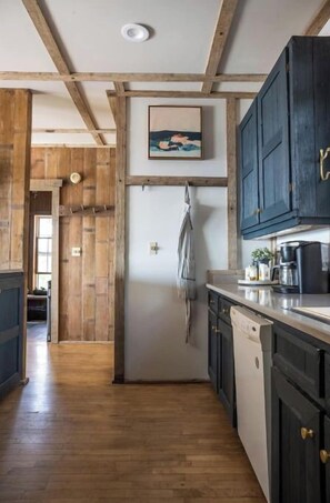 Private kitchen - The Sunset House (Mayhill)