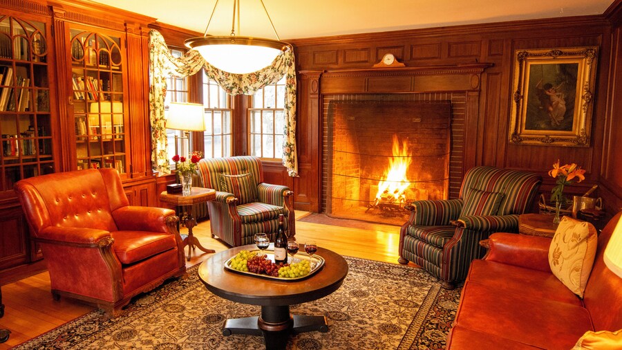 Blackberry River Inn