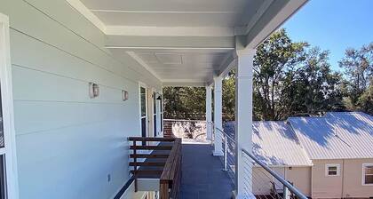 Charming 3BR Home / Free Parking / Washer & Dryer