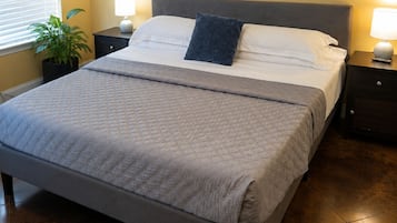 3 chambres, fer et planche à repasser, accès au Wi-Fi (inclus)