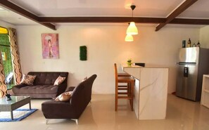 Living area - Vista del Pacifico Boutique Hotel (Quepos)