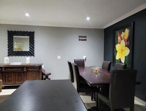 Dining - Golf n Big5 rural experience (uMhlanga)